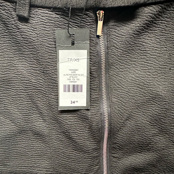 BNWT Dynamite mini skirt with pockets in size XS - Picture 4 of 6